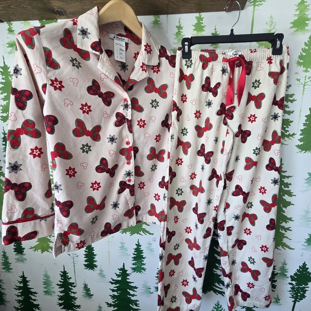 Disney Minnie Mouse Bow Pajama Set